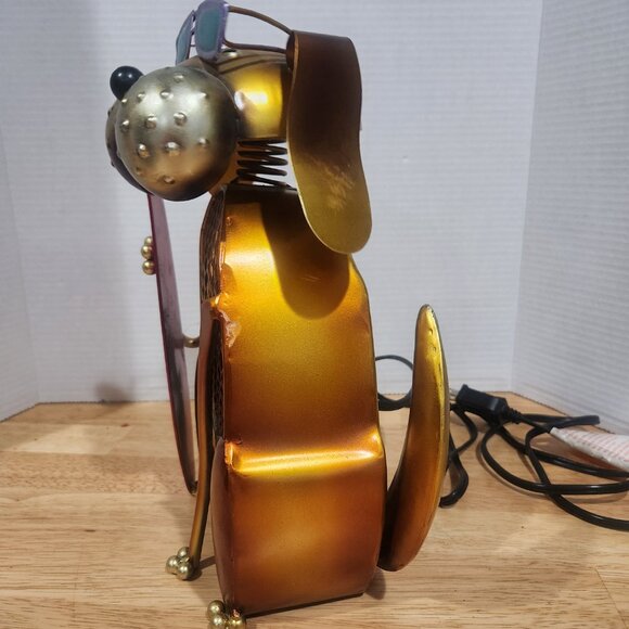 Deco Breeze Decorative Cool Dog Electric Fan Holding Surfboard Metal Table Fan - Picture 6 of 7
